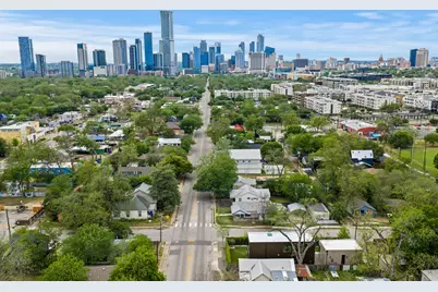 2014 E 2nd Street, Austin, TX 78702 - Photo 34