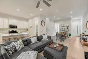 3108 E 51st St, Austin, TX 78723 - Photo 2