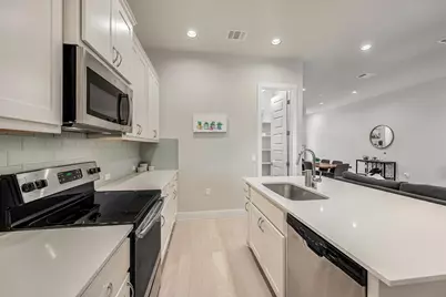 3108 E 51st Street #903, Austin, TX 78723 - Photo 6