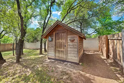 1212 Grand Champion Drive, Austin, TX 78732 - Photo 32