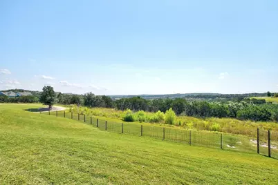 997 Sage Thrasher Circle, Dripping Springs, TX 78620 - Photo 38