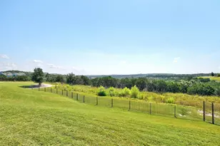 997 Sage Thrasher Cir, Dripping Springs, TX 78620 - Photo 38