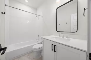 997 Sage Thrasher Cir, Dripping Springs, TX 78620 - Photo 30