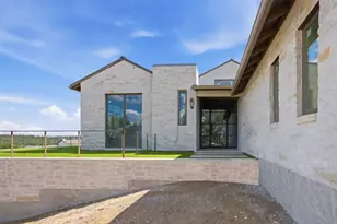 19559 Sandcastle Dr, Spicewood, TX 78669 - Photo 34