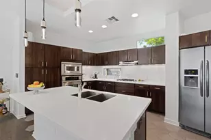 1500 Summit St, Austin, TX 78741 - Photo 16