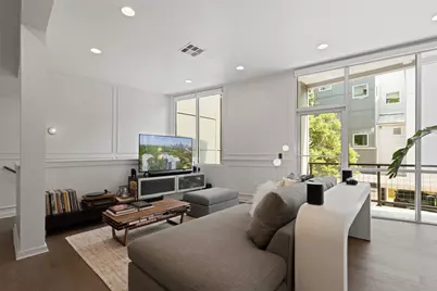 1500 Summit Street #5, Austin, TX 78741 - Photo 2