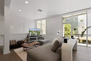 1500 Summit St, Austin, TX 78741 - Photo 2