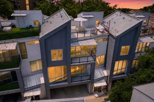 1500 Summit St, Austin, TX 78741 - Photo 2