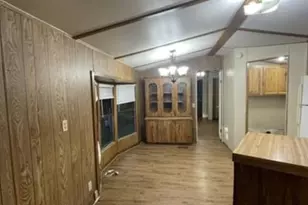 410 W North St, Kyle, TX 78640 - Photo 4