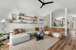 2508 E 9th St, Austin, TX 78702 - Photo 4