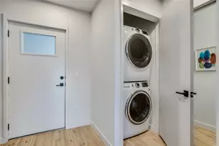 4004 Banister Ln, Austin, TX 78704 - Photo 10