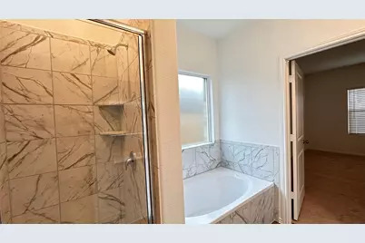 138 Milliner Loop, Hutto, TX 78634 - Photo 16