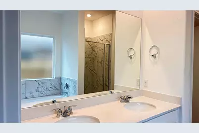 138 Milliner Loop, Hutto, TX 78634 - Photo 18