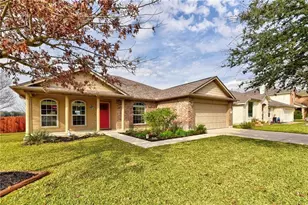 18800 Alnwick Castle Dr, Pflugerville, TX 78660 - Photo 2
