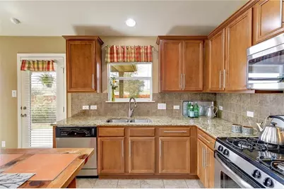 18800 Alnwick Castle Drive, Pflugerville, TX 78660 - Photo 6