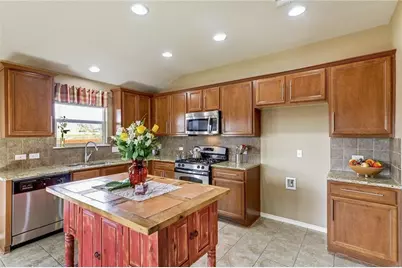 18800 Alnwick Castle Drive, Pflugerville, TX 78660 - Photo 8