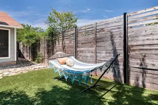 1127 Hollow Creek Dr, Austin, TX 78704 - Photo 8