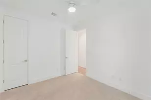 1114 Walton Ln, Austin, TX 78721 - Photo 18
