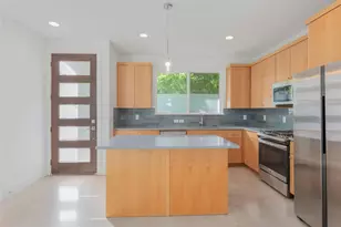 1114 Walton Ln, Austin, TX 78721 - Photo 6