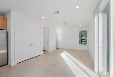 1114 Walton Lane #B, Austin, TX 78721 - Photo 10