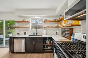 6914 Pondsdale Ln, Austin, TX 78724 - Photo 4