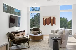 10805 Desert Trl, Austin, TX 78758 - Photo 2