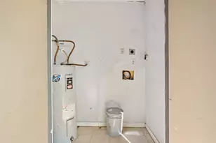 1840 Burton Dr, Austin, TX 78741 - Photo 14