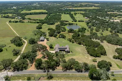 101 Shady Oaks Trail, Liberty Hill, TX 78642 - Photo 38