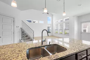 7208 Bertram Ct, Austin, TX 78741 - Photo 8