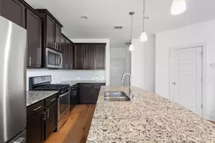 7208 Bertram Ct, Austin, TX 78741 - Photo 6