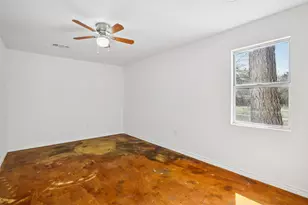 105 Daisy Ln, Bastrop, TX 78602 - Photo 28