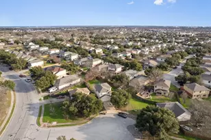 1305 Caras Cv, Pflugerville, TX 78660 - Photo 2
