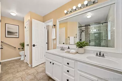 600 Sparkling Brook Lane, Leander, TX 78641 - Photo 14