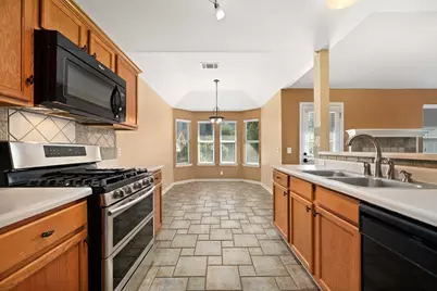 600 Sparkling Brook Lane, Leander, TX 78641 - Photo 12