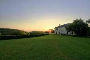 17207 Raynham Hill Dr, Austin, TX 78738 - Photo 2