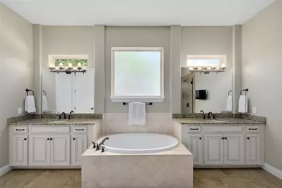 17207 Raynham Hill Drive, Austin, TX 78738 - Photo 30