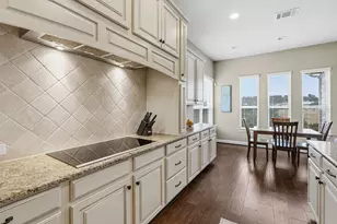 17207 Raynham Hill Dr, Austin, TX 78738 - Photo 12