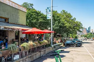 703 E Live Oak St, Austin, TX 78704 - Photo 40