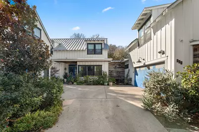 703 E Live Oak Street, Austin, TX 78704 - Photo 2