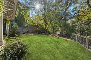 703 E Live Oak St, Austin, TX 78704 - Photo 34