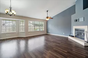 2205 Cedar Branch Dr, Austin, TX 78727 - Photo 4