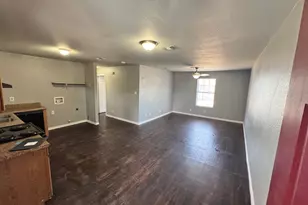 830 W Hutchins Pl, San Antonio, TX 78221 - Photo 1