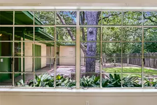 2004 Griswold Ln, Austin, TX 78703 - Photo 6
