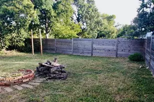 6900 Manor Rd, Austin, TX 78723 - Photo 8