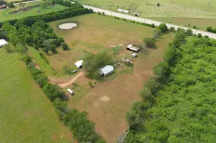 181 N Main St, Paige, TX 78659 - Photo 4