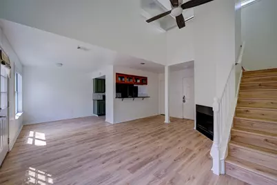 512 Eberhart Lane #1403, Austin, TX 78745 - Photo 16