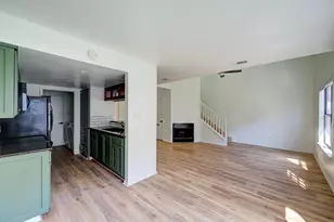 512 Eberhart Ln, Austin, TX 78745 - Photo 20