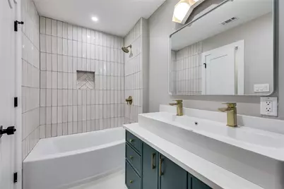 2504 Deerfoot Trail, Austin, TX 78704 - Photo 30