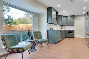 2504 Deerfoot Trail, Austin, TX 78704 - Photo 12