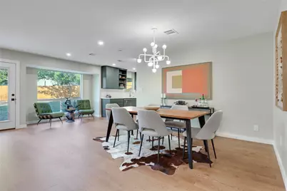 2504 Deerfoot Trail, Austin, TX 78704 - Photo 20